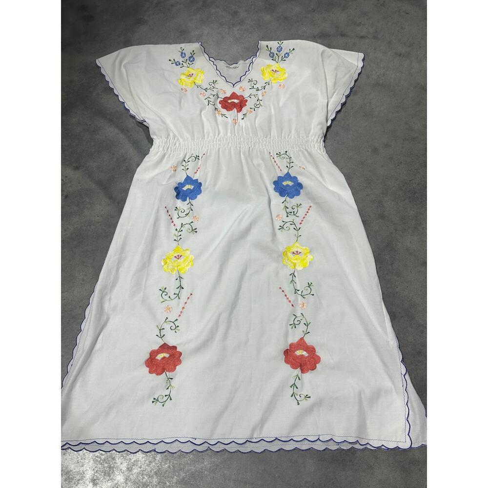 Mexican 90s White Embroidered Dress with Colorful Floral Patterns Sleeveless ~